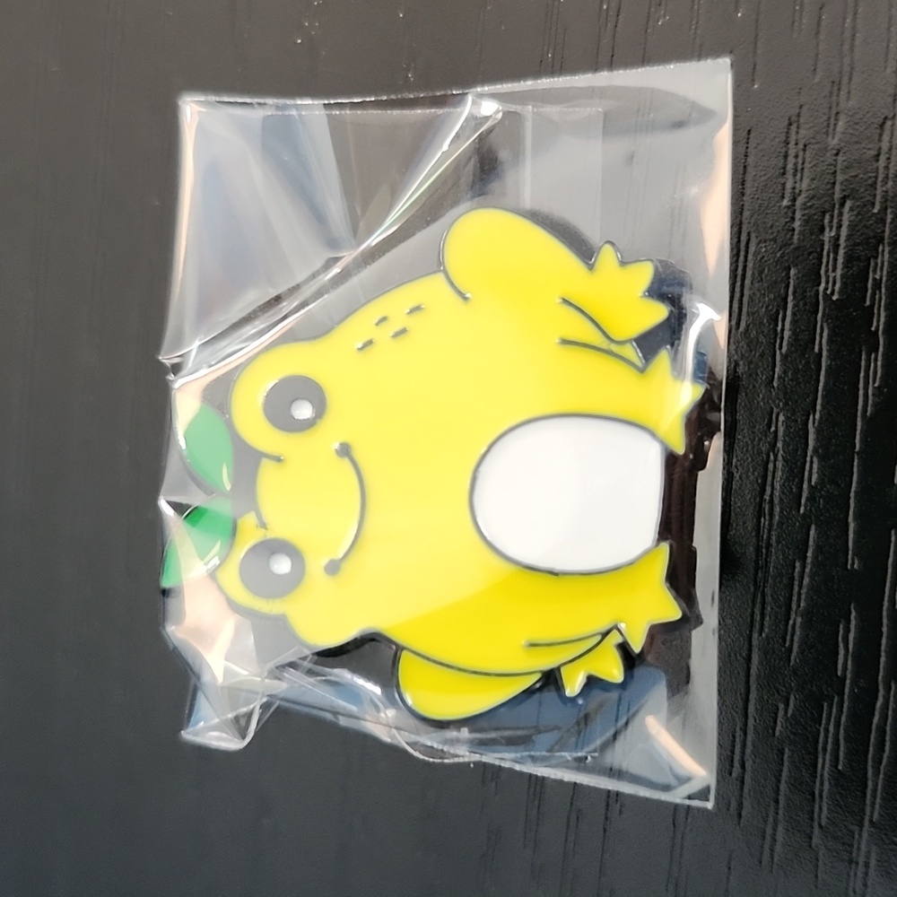 Lemon Frog Enamel Pin - Picture 3 of 3